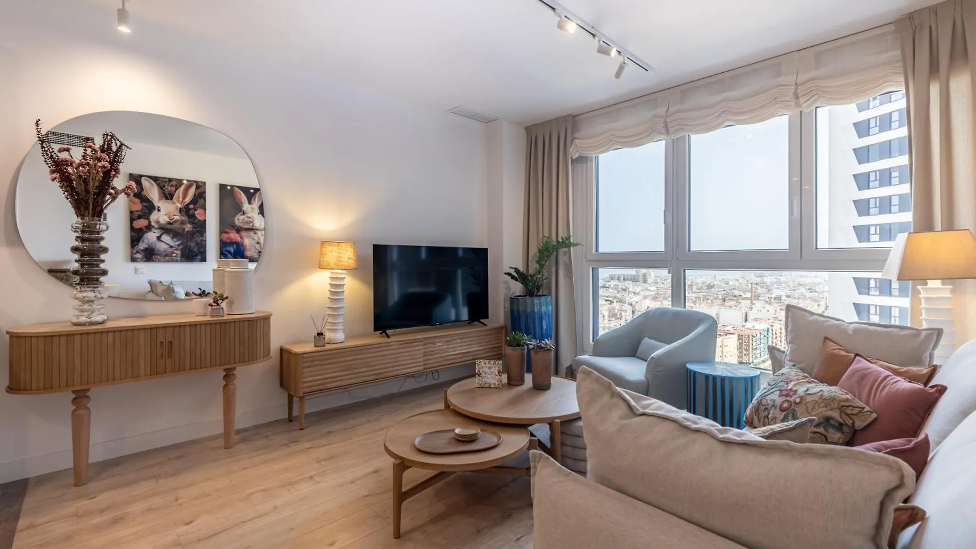 Apartament Malaga Skyline 6 Pool & Parking Free 0*,